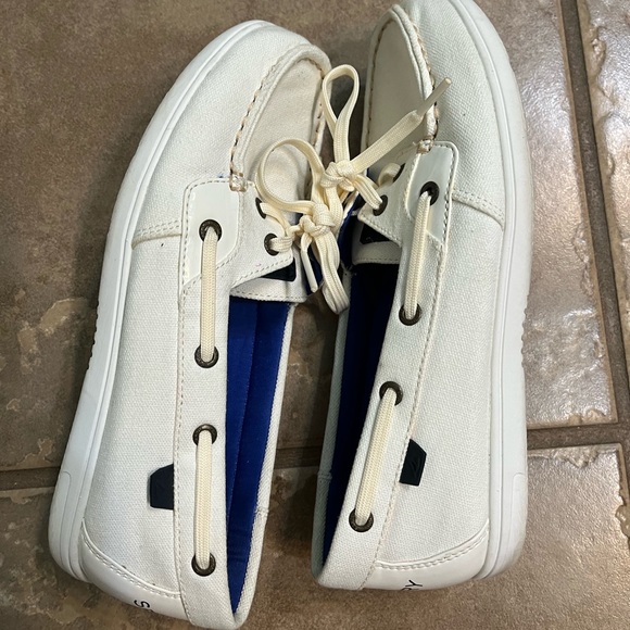White canvas Sperry boat shoes - Picture 2 of 3